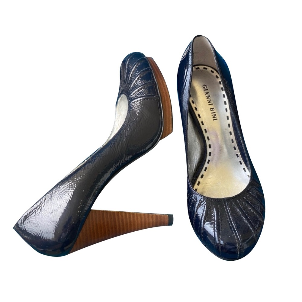 Gianni Bini Navy Blue Heels
